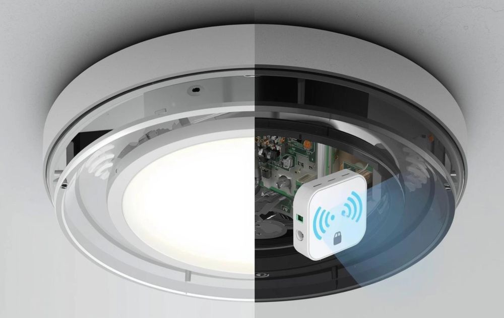 Cutaway of an Energio fixture showing the wireless control module inside the housing